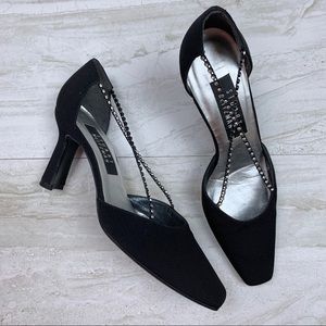 STUART WEITZMAN Evening Kitten Heels